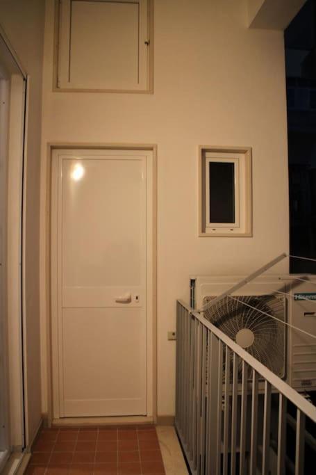 Апартаменты La Casa Di Beba Бари Экстерьер фото